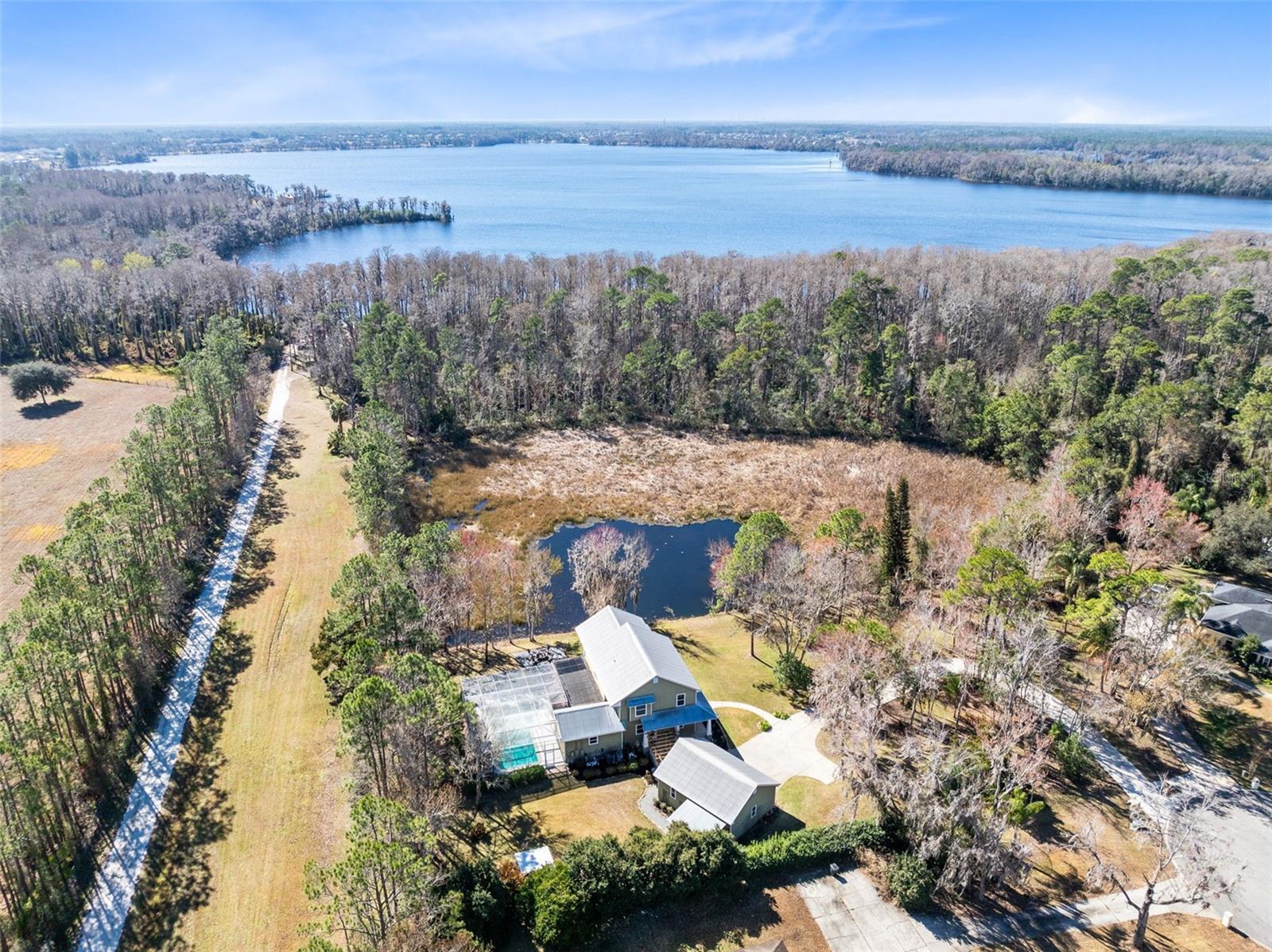 KILLALOE BY THE LAKE - Residential