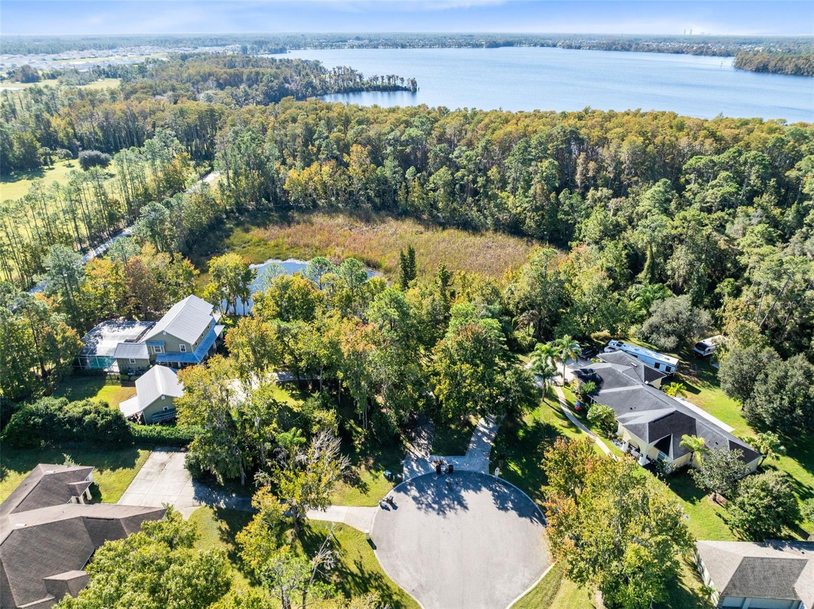 KILLALOE BY THE LAKE - Residential