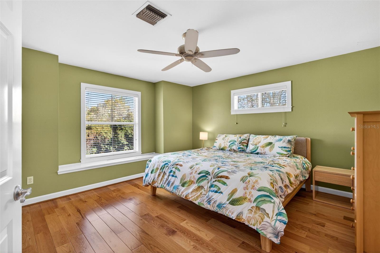 KILLALOE BY THE LAKE - Residential