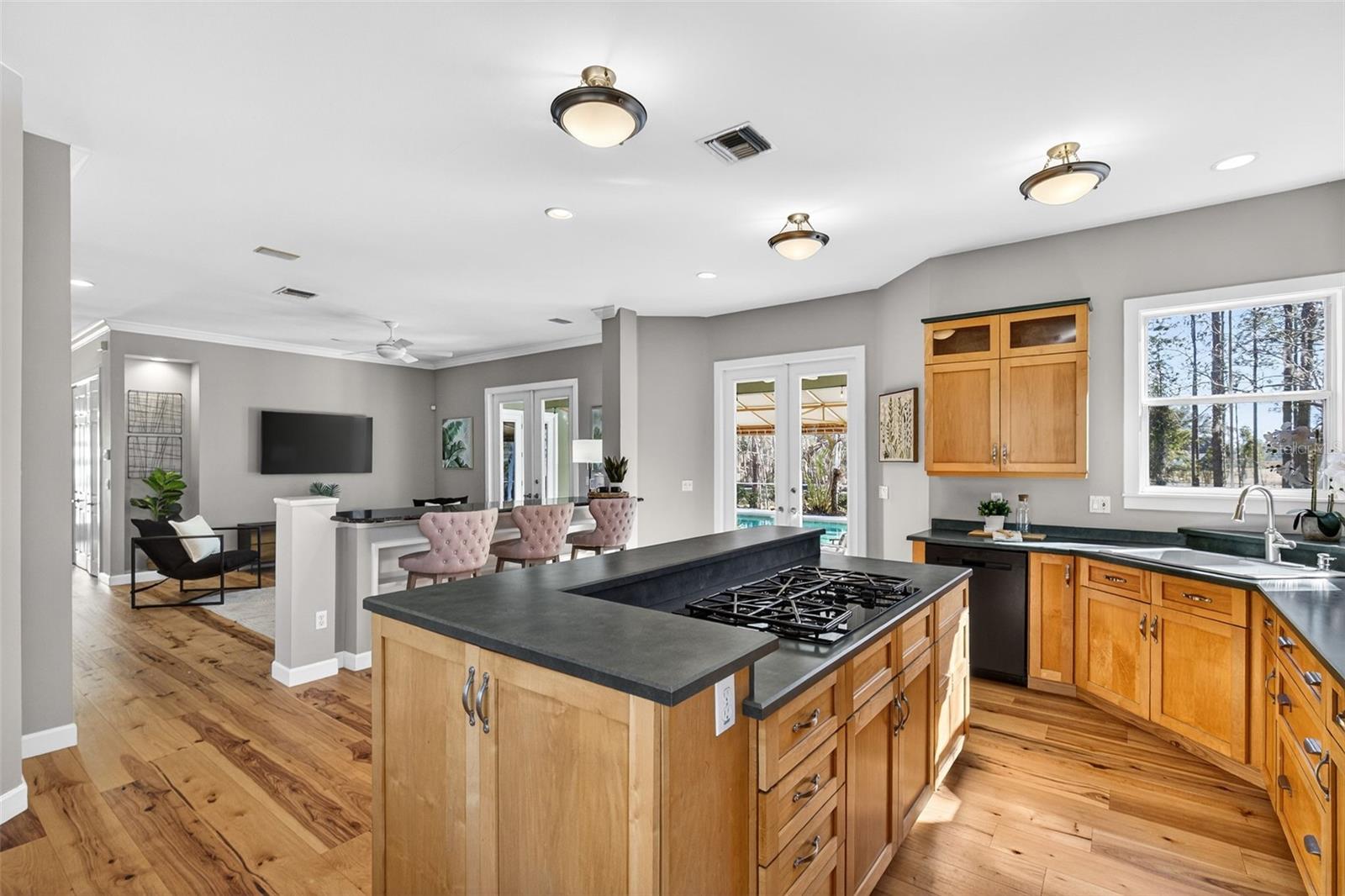 KILLALOE BY THE LAKE - Residential