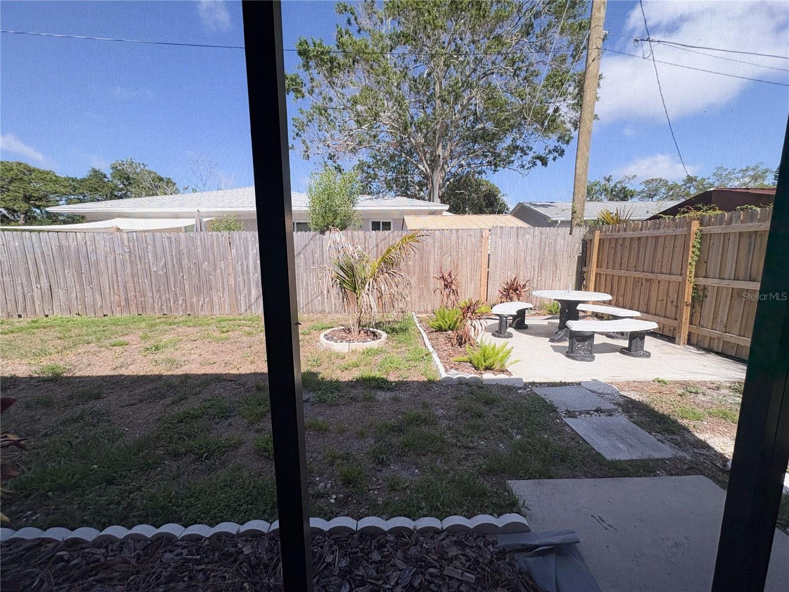 BIG ACRES - Residential Lease