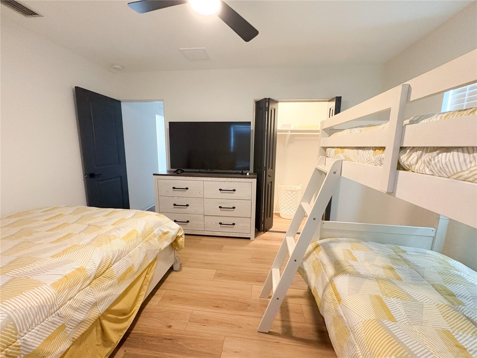 BIG ACRES - Residential Lease
