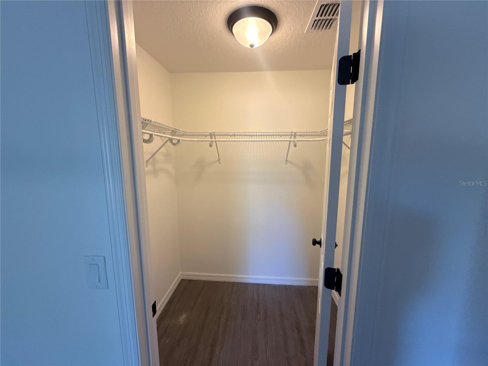 RAINBOW LAKES ESTATES - Residential