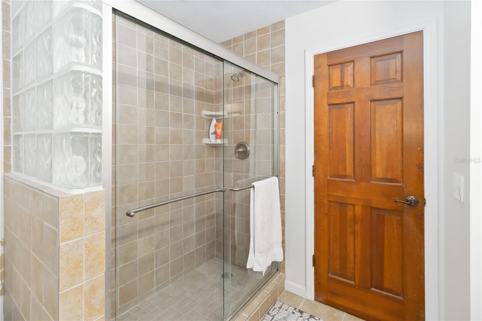 BELLE MEADE UNIT 2 - Residential