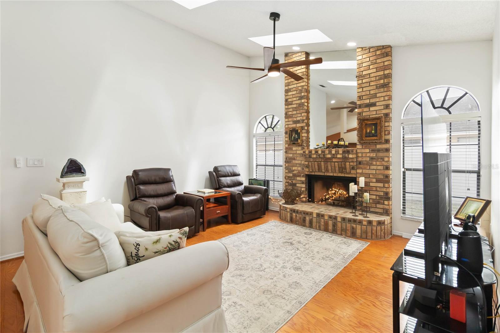BELLE MEADE UNIT 2 - Residential