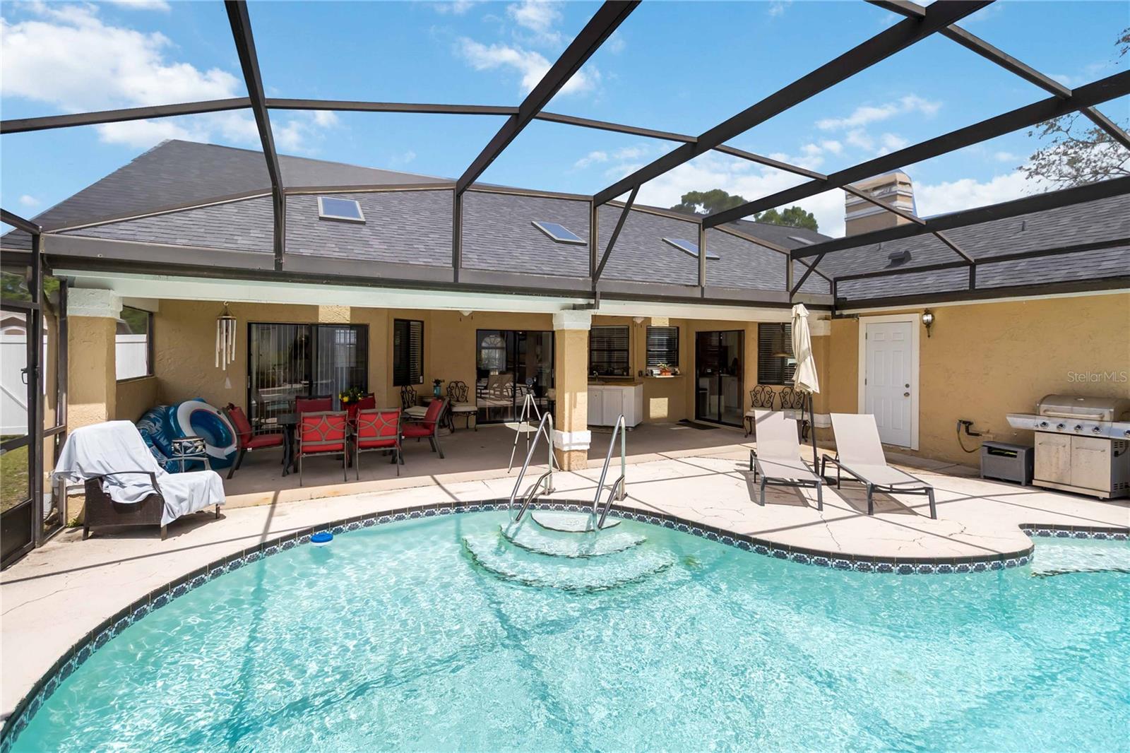 BELLE MEADE UNIT 2 - Residential