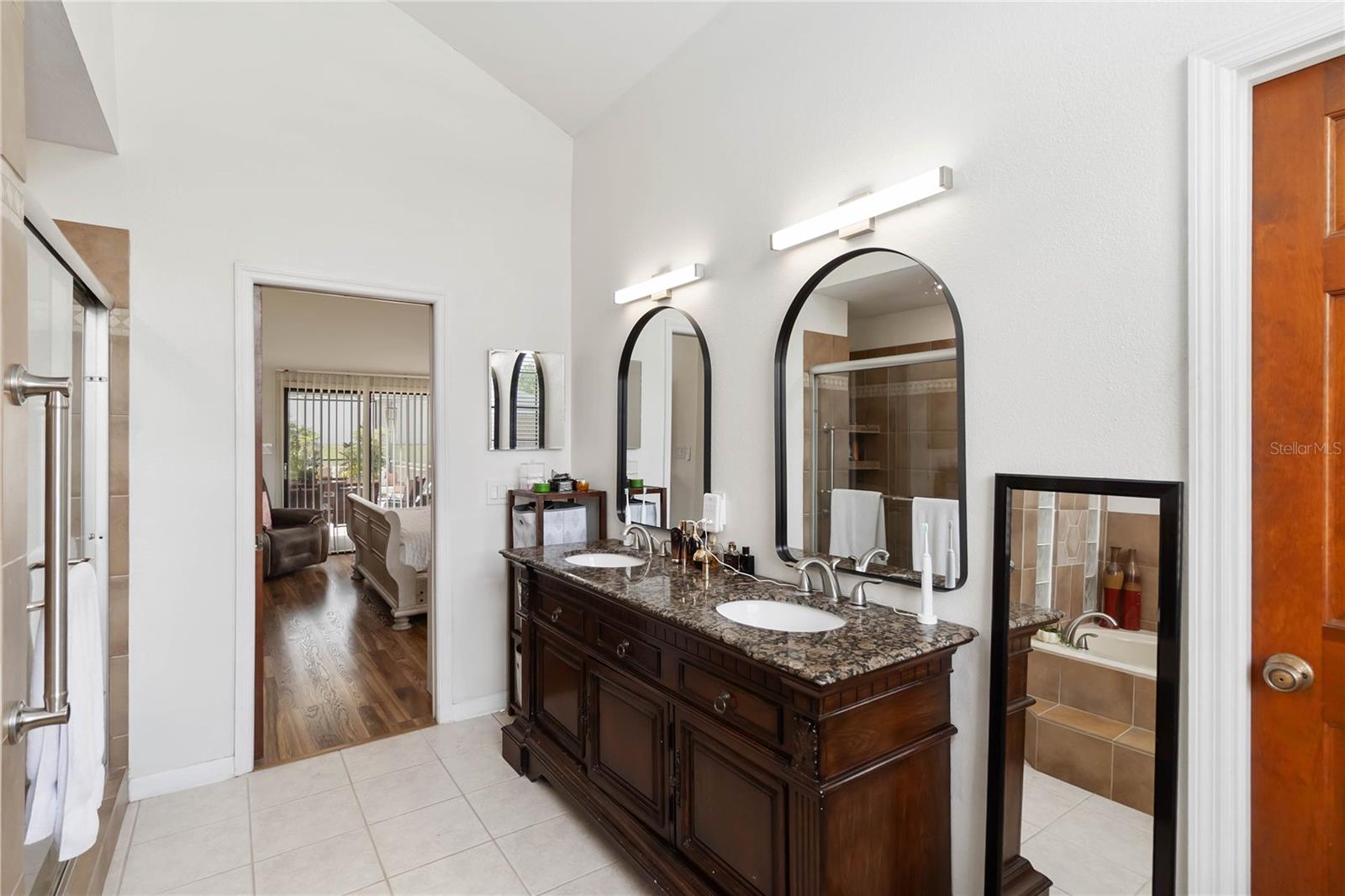 BELLE MEADE UNIT 2 - Residential