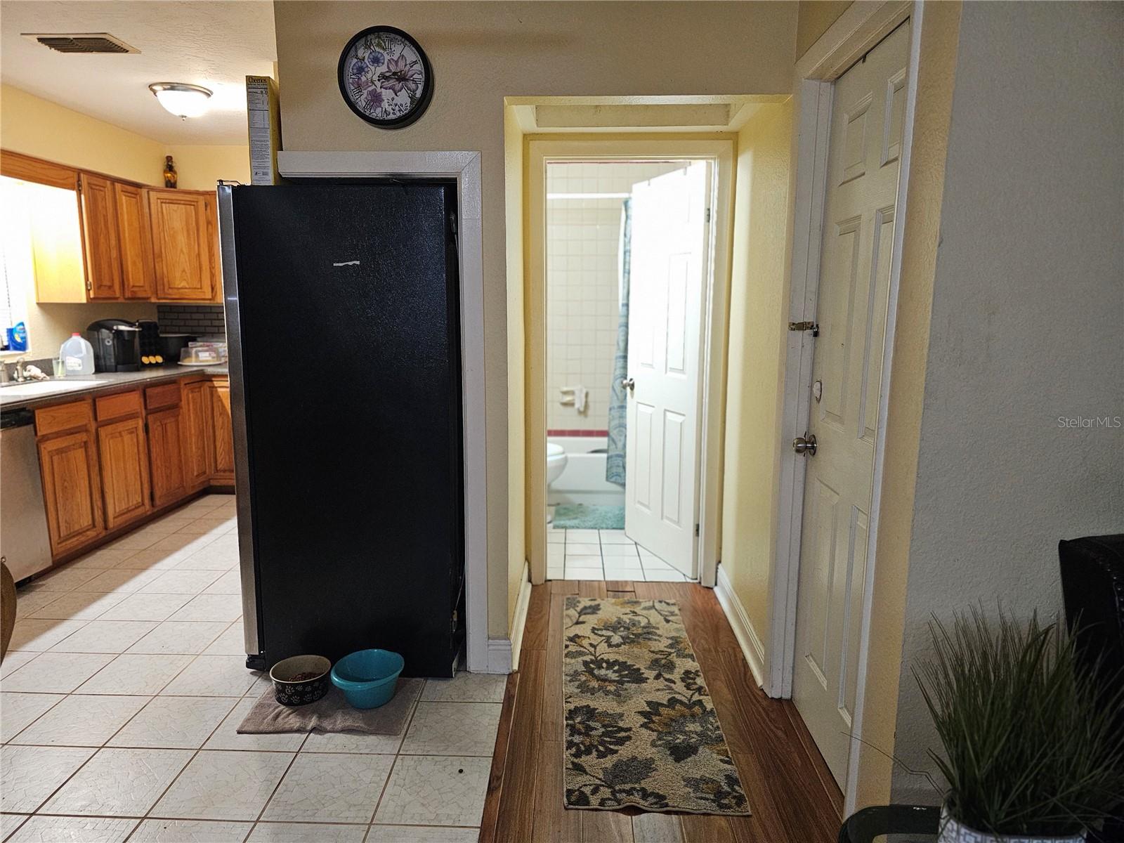 1114 27TH STREET SE A