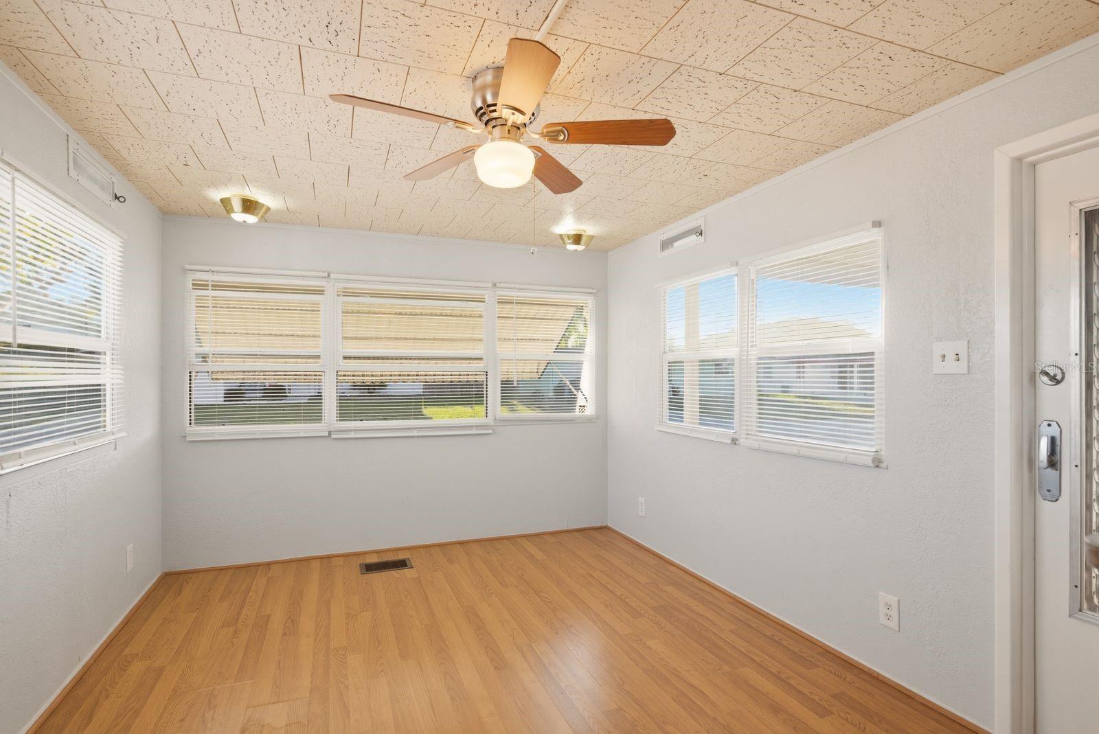 BUENA VISTA 5TH ADD - Residential