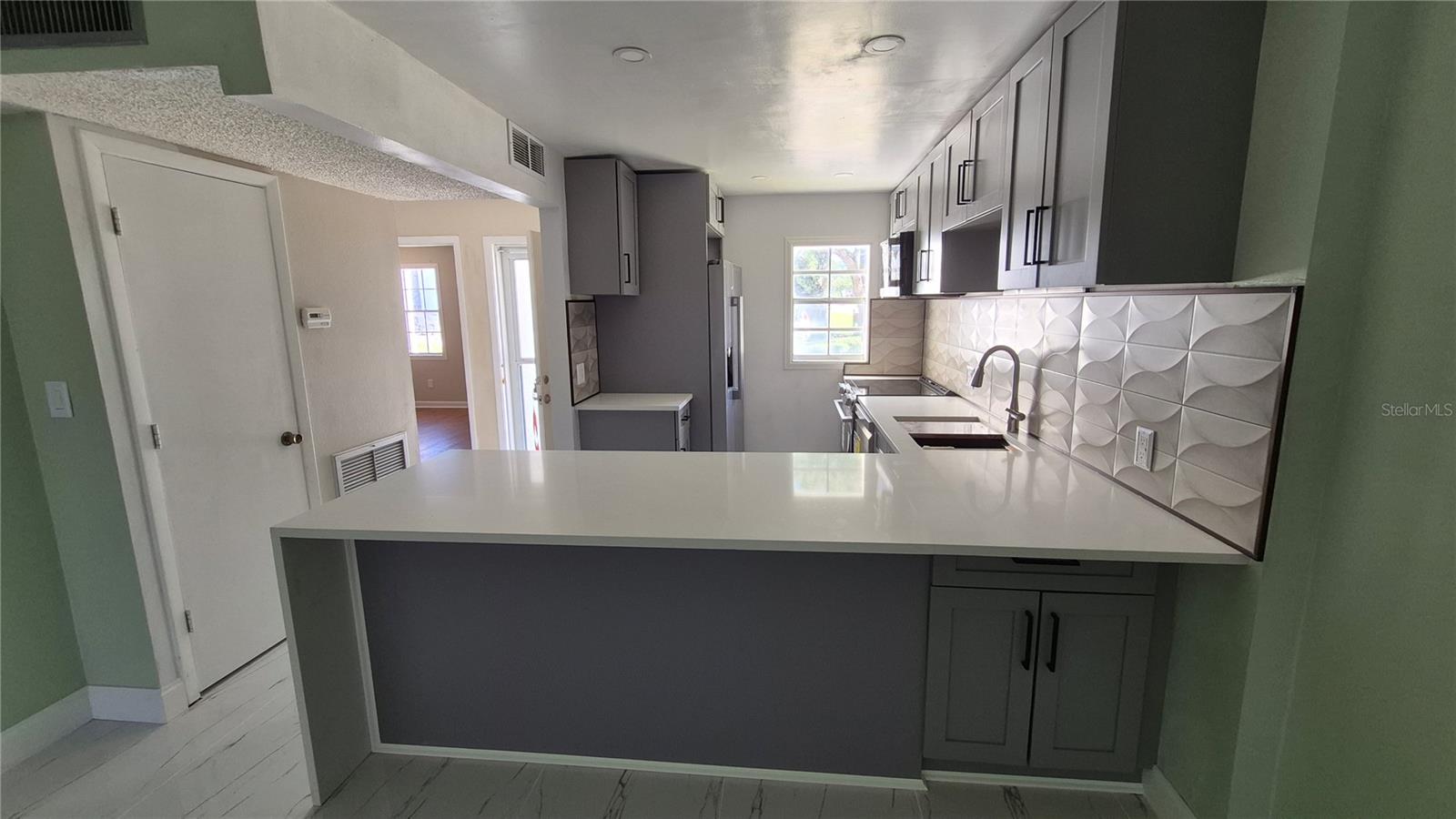 FAIROAKS NORTH A CONDO - Residential Lease
