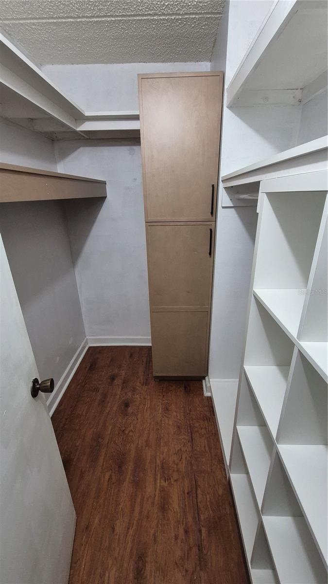 FAIROAKS NORTH A CONDO - Residential Lease