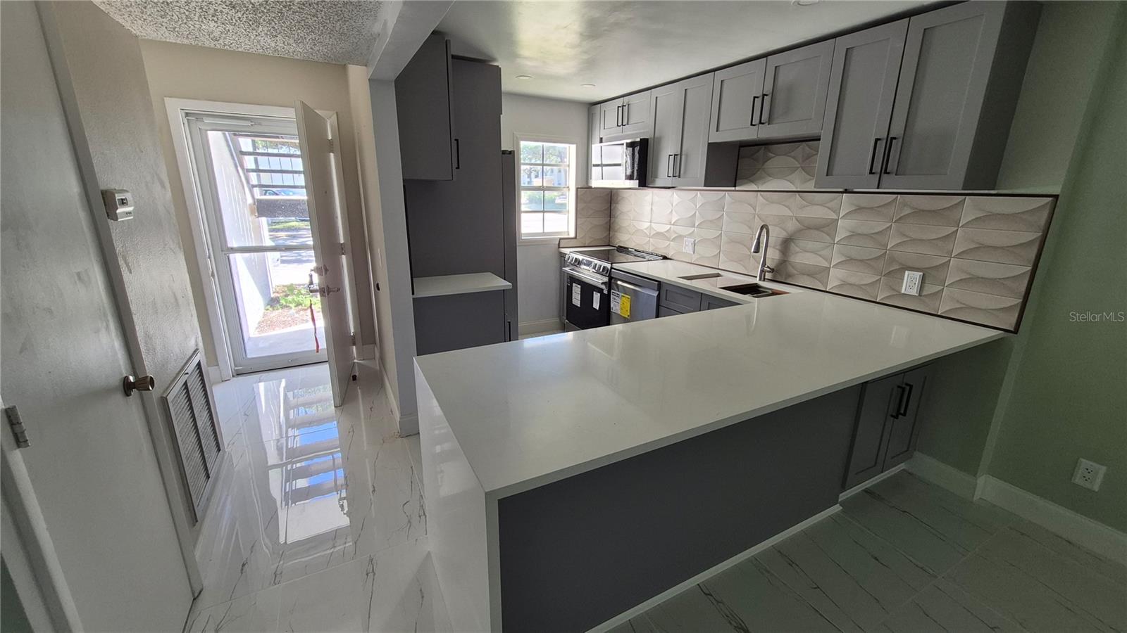 FAIROAKS NORTH A CONDO - Residential Lease