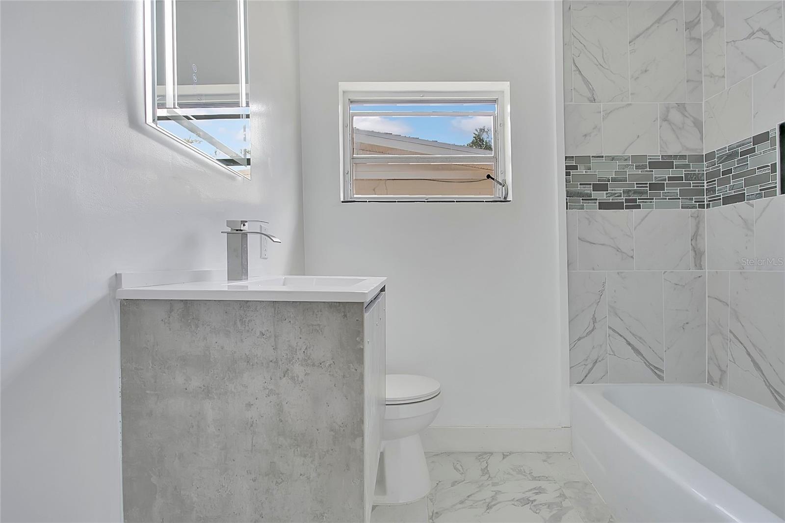 CAROL COURT - Residential