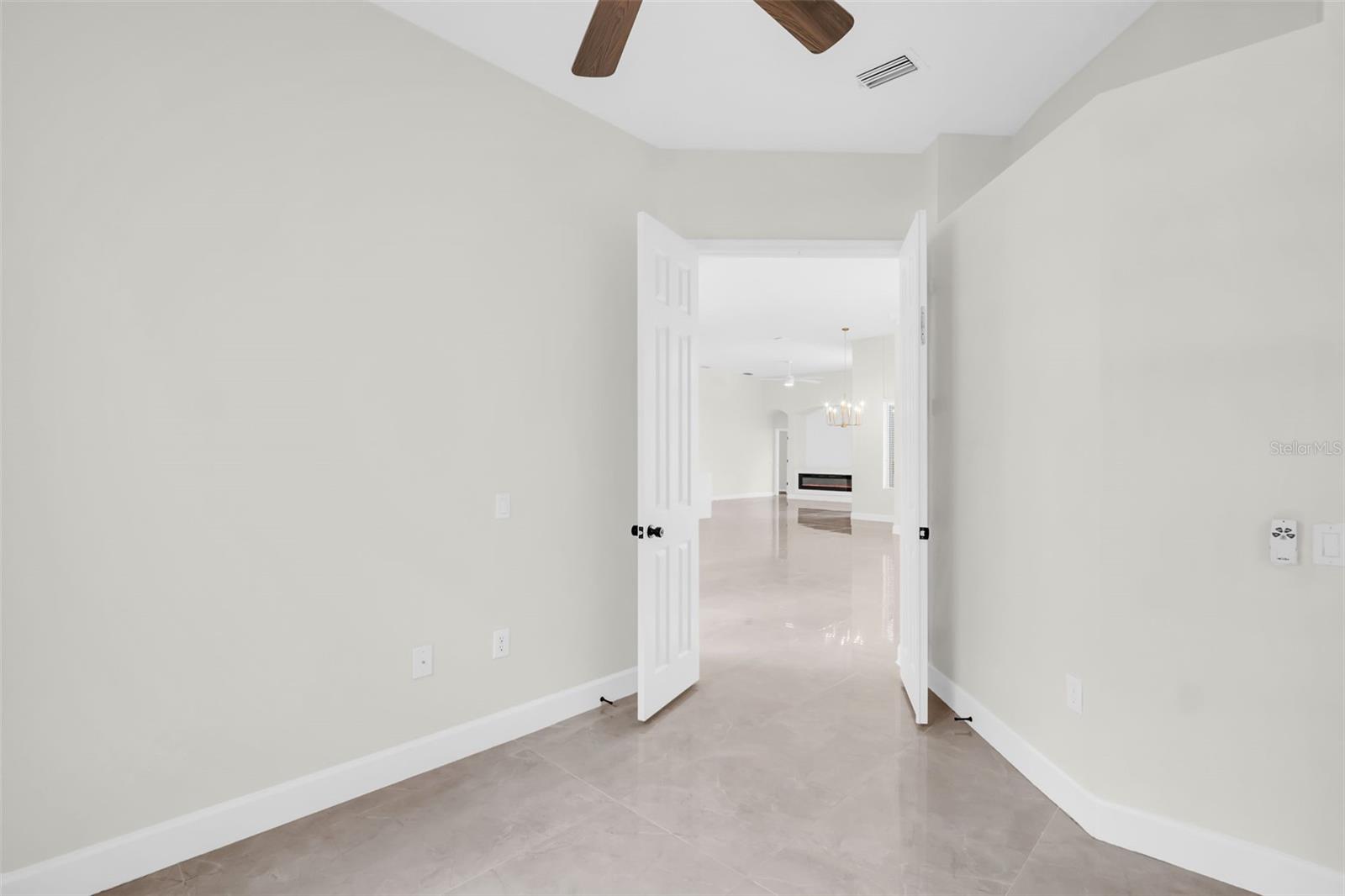 TAMPA PALMS AREA 4 PRCL 20 - Residential