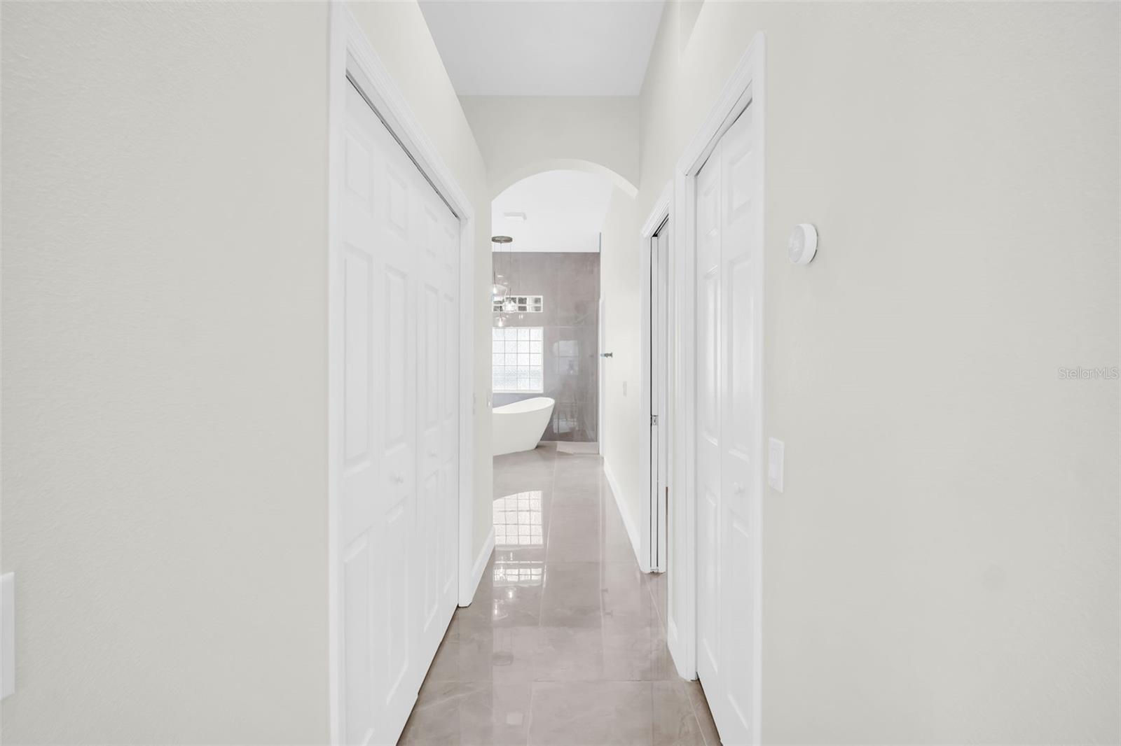 TAMPA PALMS AREA 4 PRCL 20 - Residential