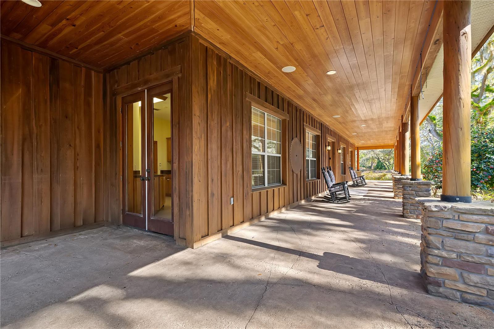 METES AND BOUNDS - Residential