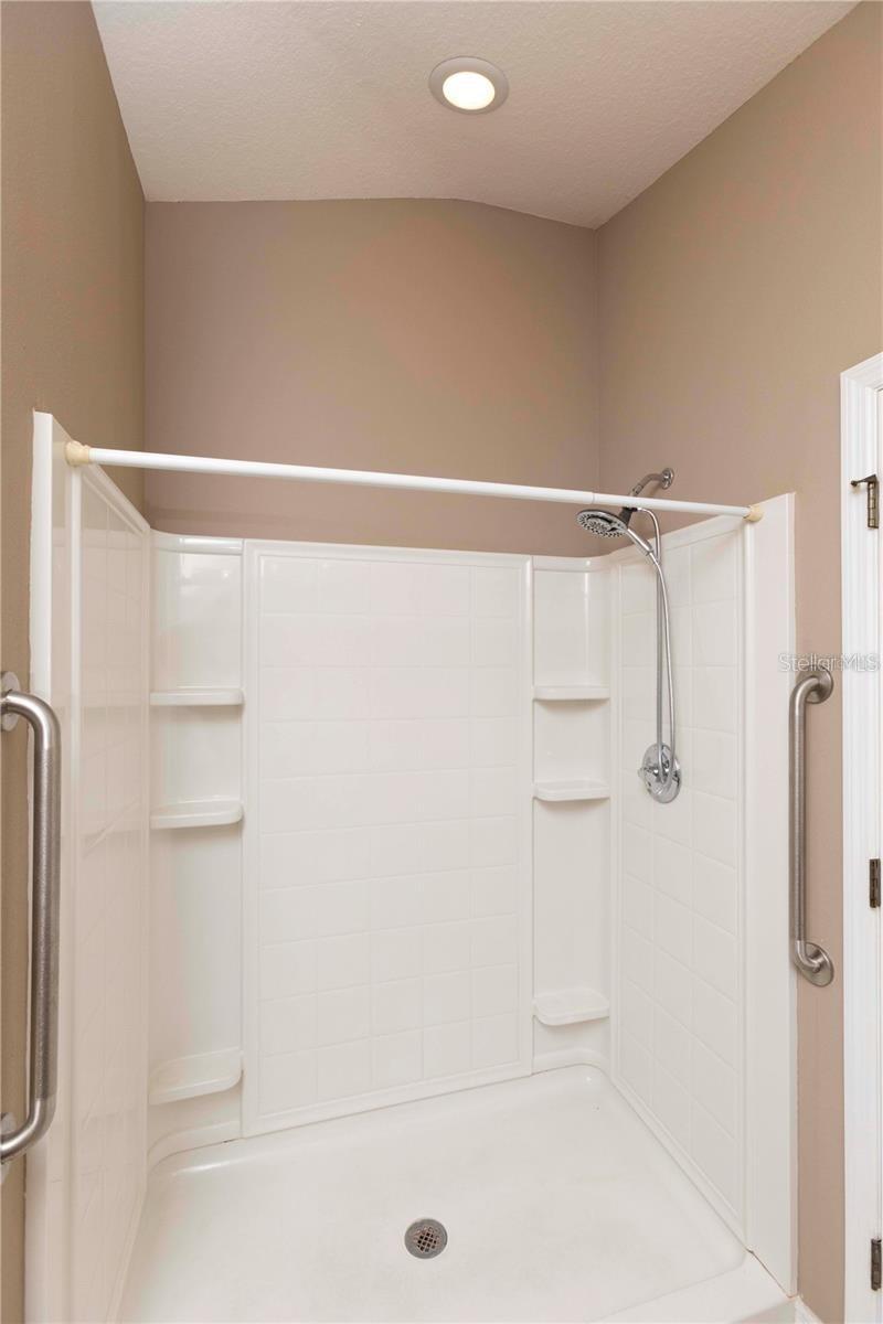 LITTLE RDG - Residential