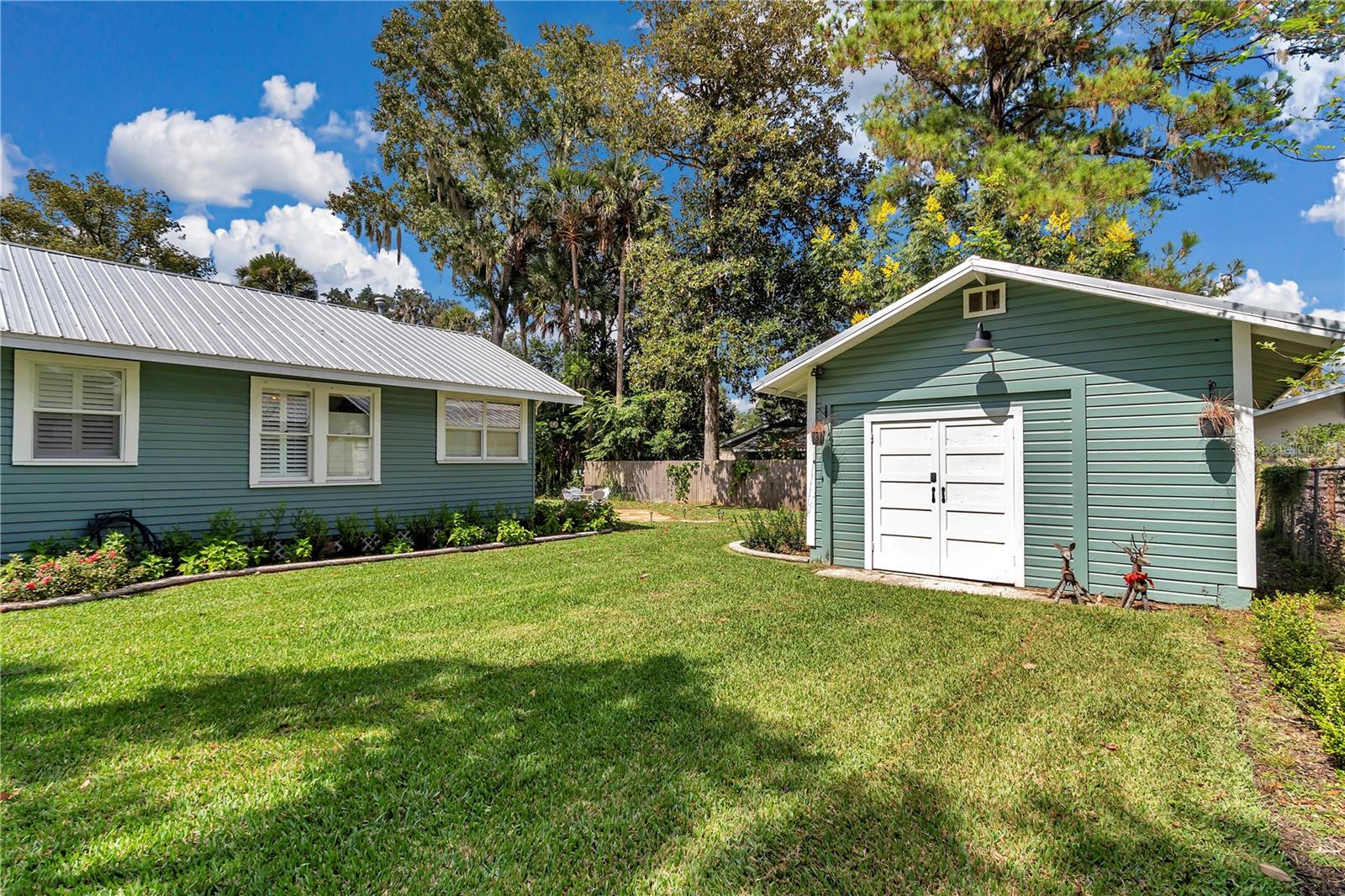 MAGNOLIA PLACE - Residential