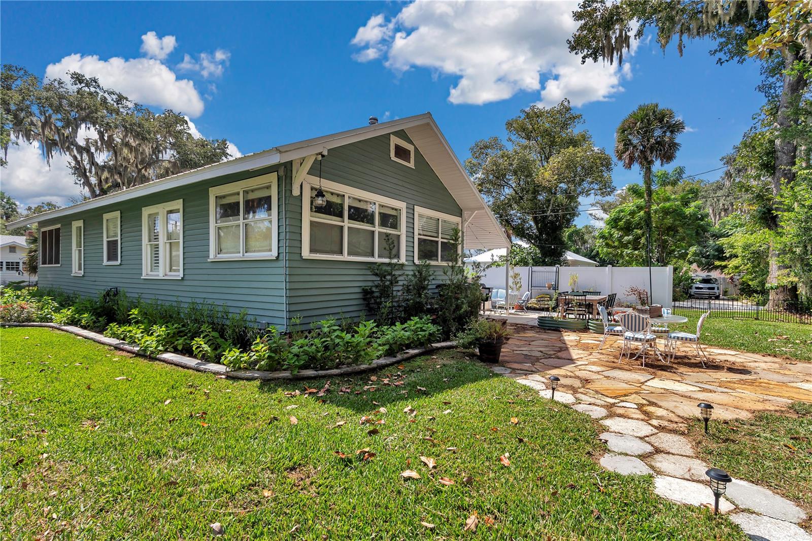 MAGNOLIA PLACE - Residential