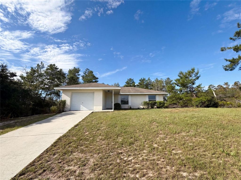 Photo of 17956 SW 25th Avenue Road, Ocala, FL 34473 (MLS # O6419744)