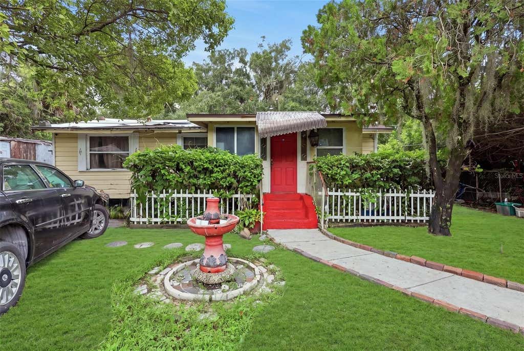 Photo of 2221 Granby Street, Sanford, FL 32771 (MLS # O6432188)