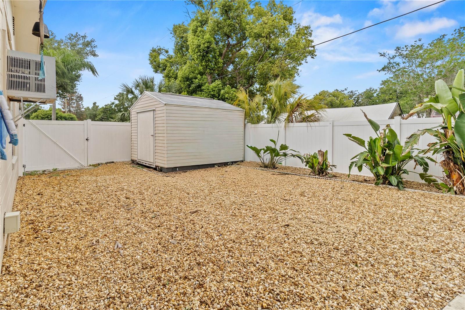 SOMERSET - Residential