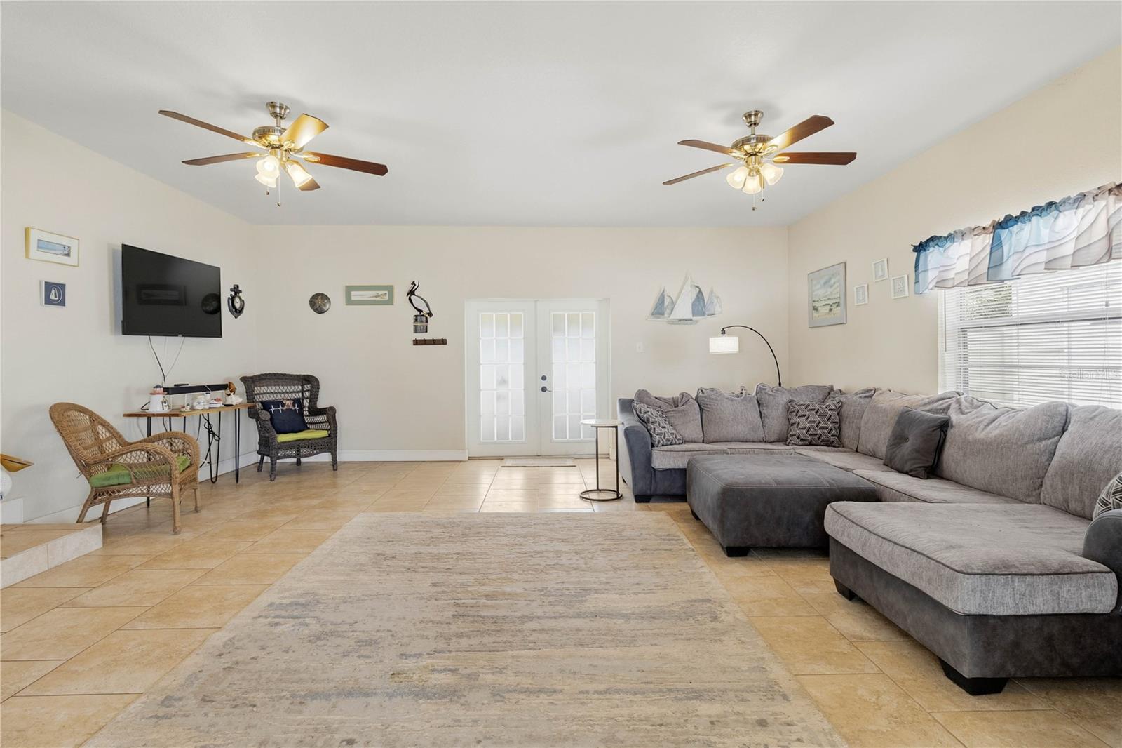 SOMERSET - Residential