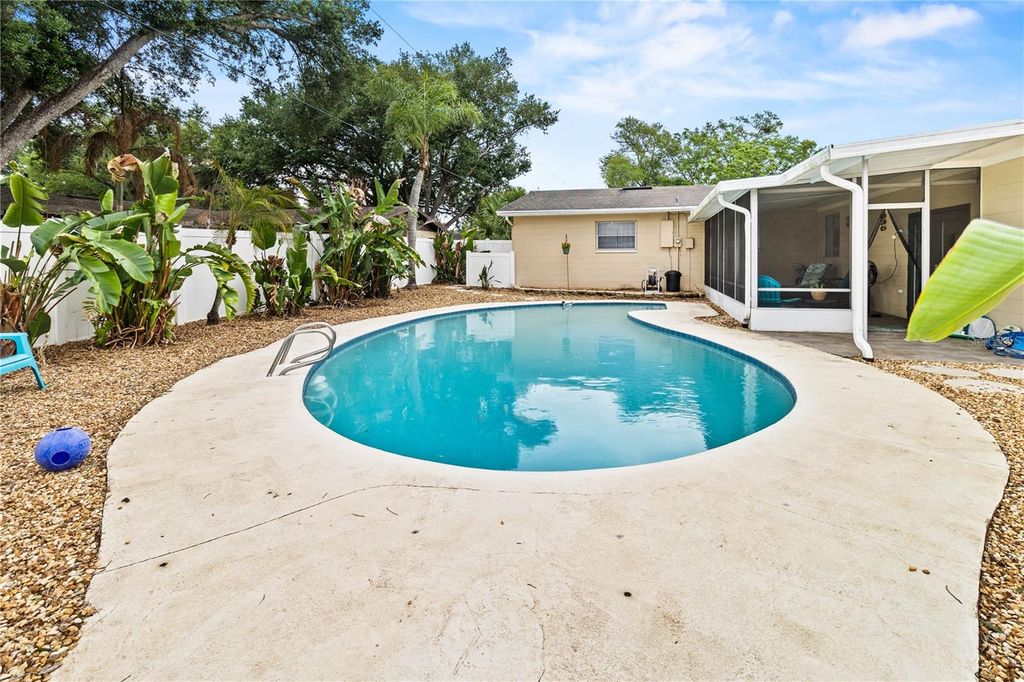 Photo of 6227 Woodsfield Way, Lakeland, FL 33813 (MLS # L4960966)