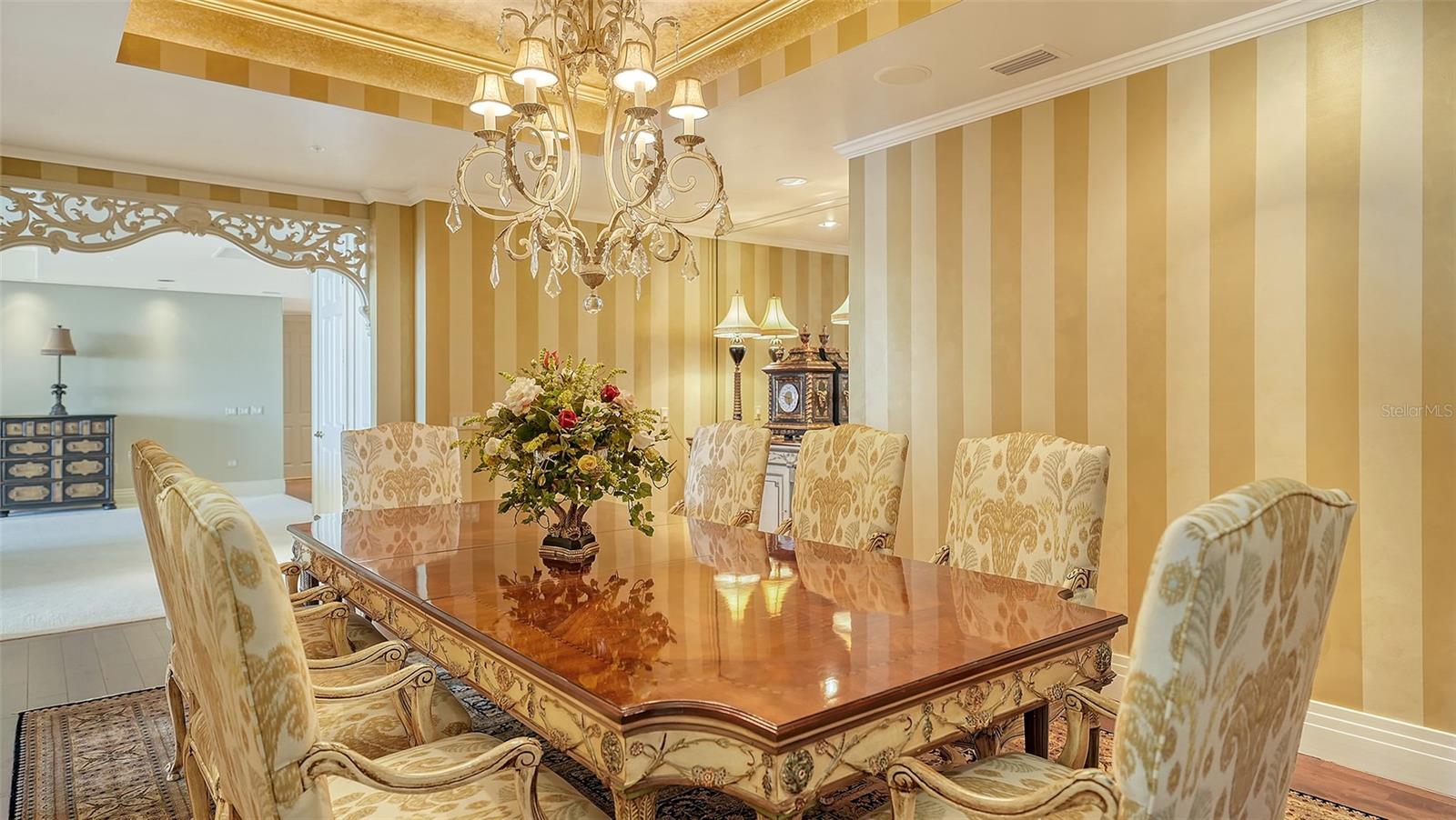 MARINA TOWER - Residential