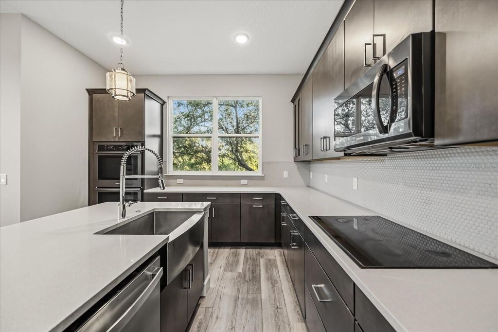 Photo of 3505 Tracy Vickers Alley, Orlando, FL 32828 (MLS # O6391569)