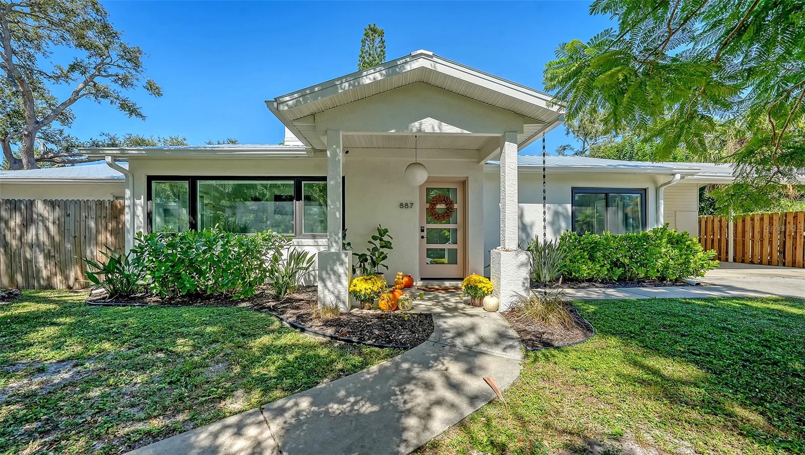 887 PATTERSON DRIVE