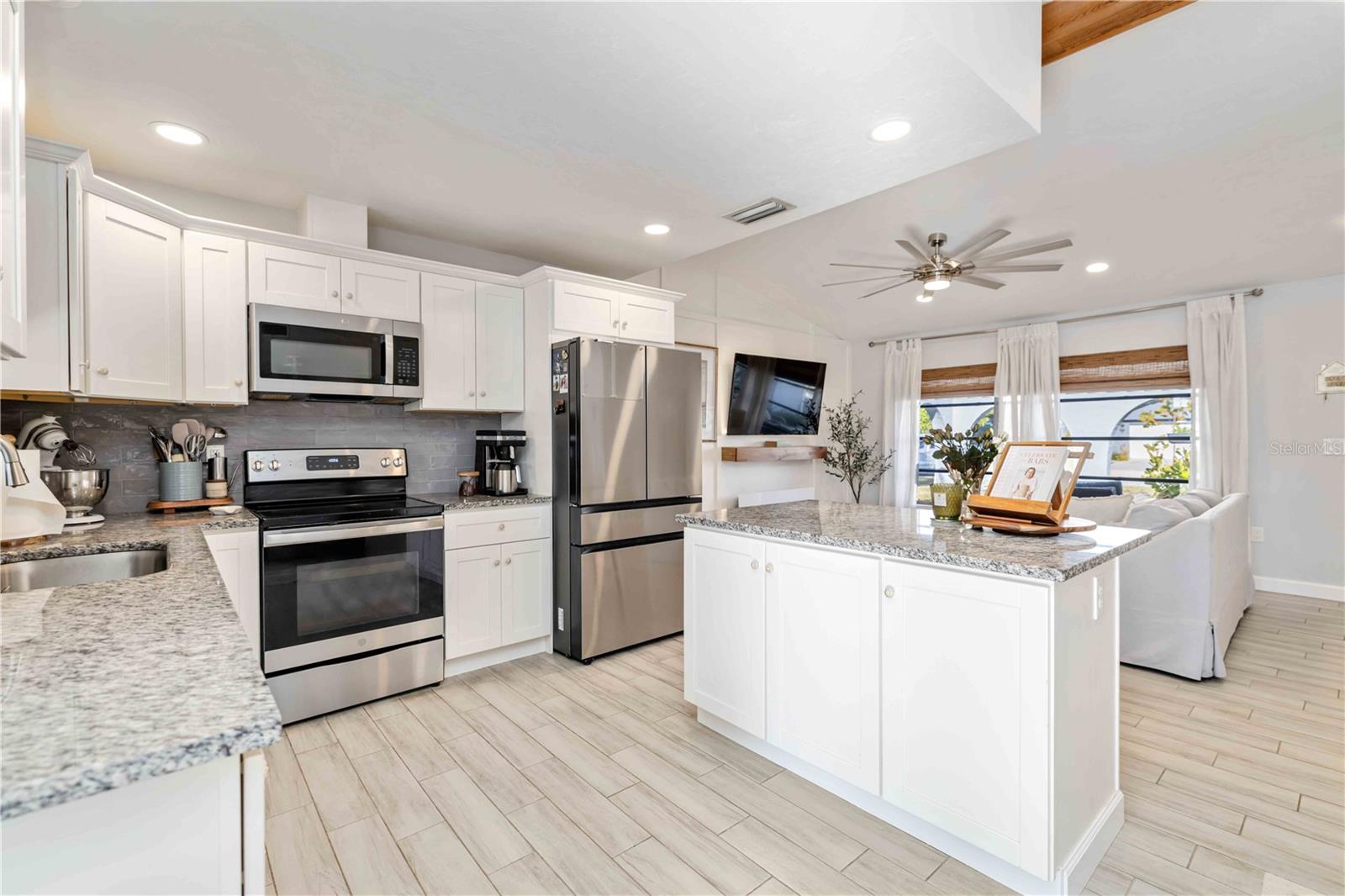 MEADOWS THE - Residential