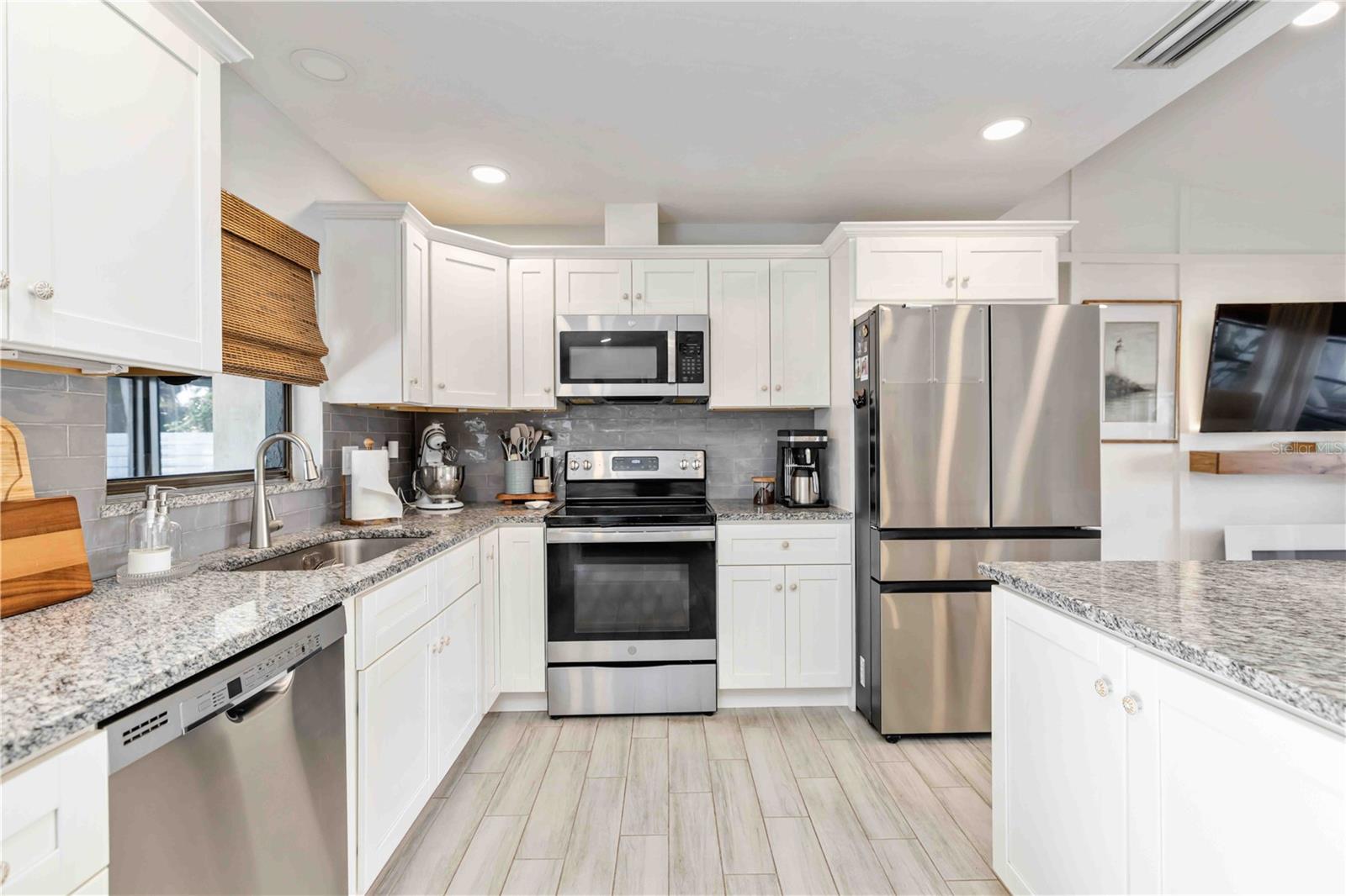 MEADOWS THE - Residential