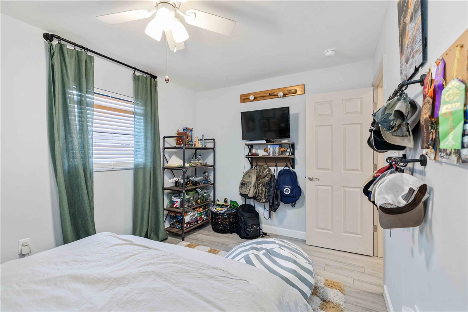 MEADOWS THE - Residential