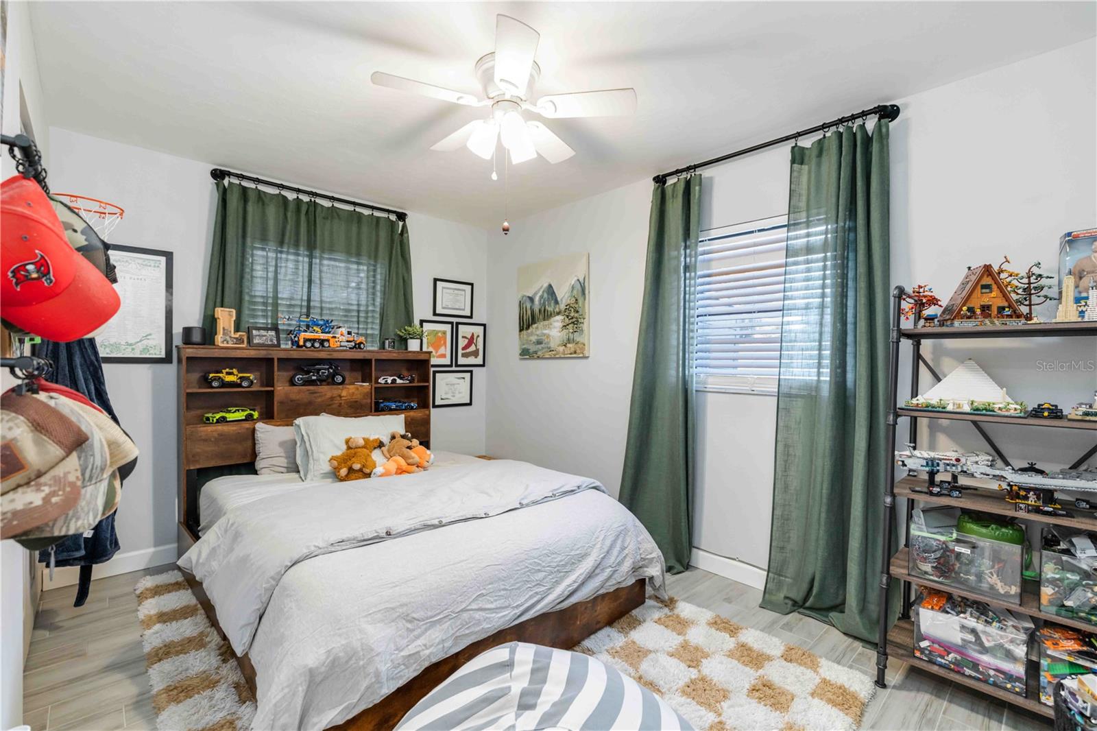 MEADOWS THE - Residential