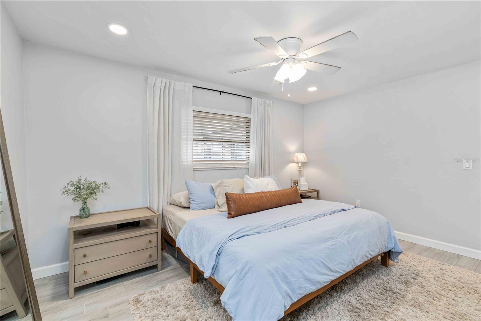 MEADOWS THE - Residential