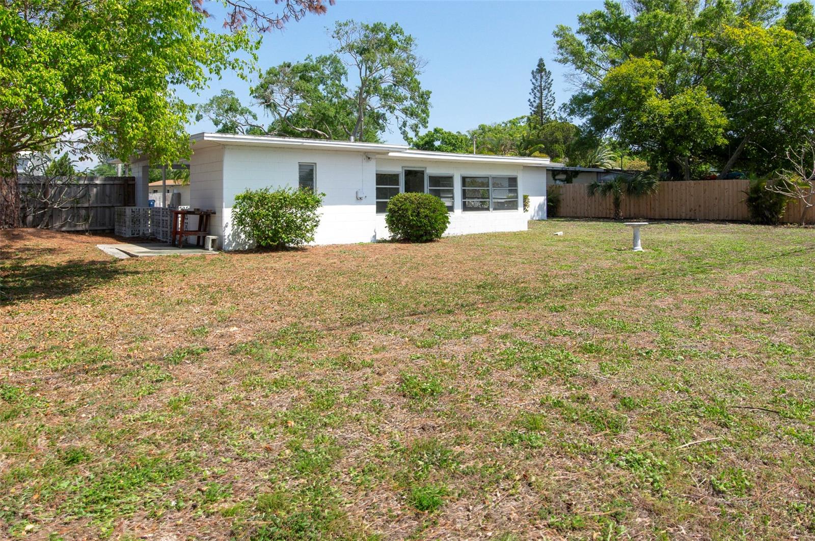 NEWPORT UNIT 1 - Residential