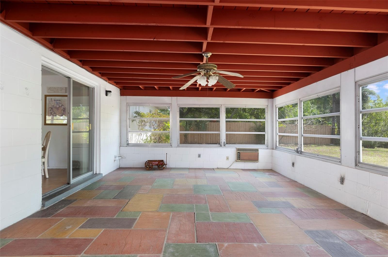 NEWPORT UNIT 1 - Residential