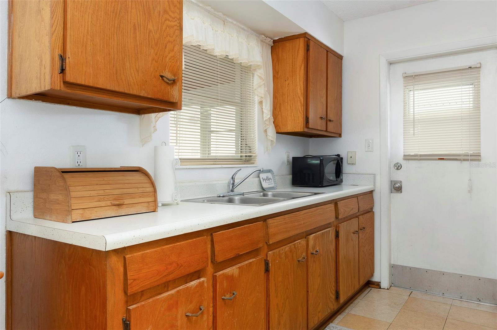 NEWPORT UNIT 1 - Residential