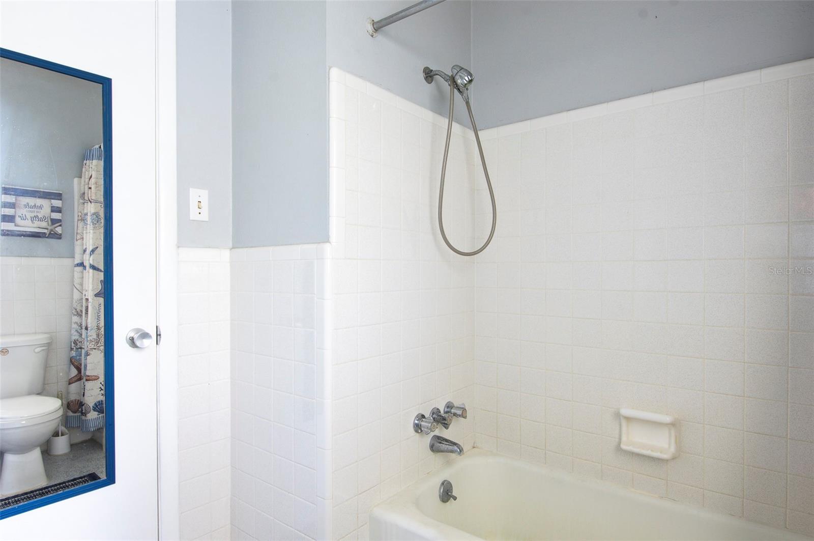 NEWPORT UNIT 1 - Residential