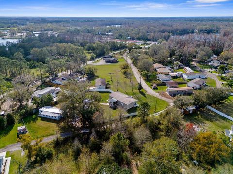 A home in LAND O LAKES