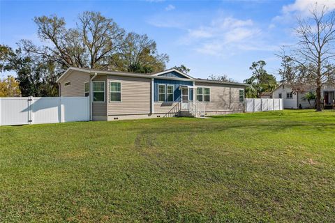 A home in LAND O LAKES