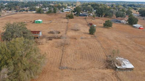 Tiny photo for 9900 SE Sunset Harbor Road, Summerfield, FL 34491 (MLS # OM717282)