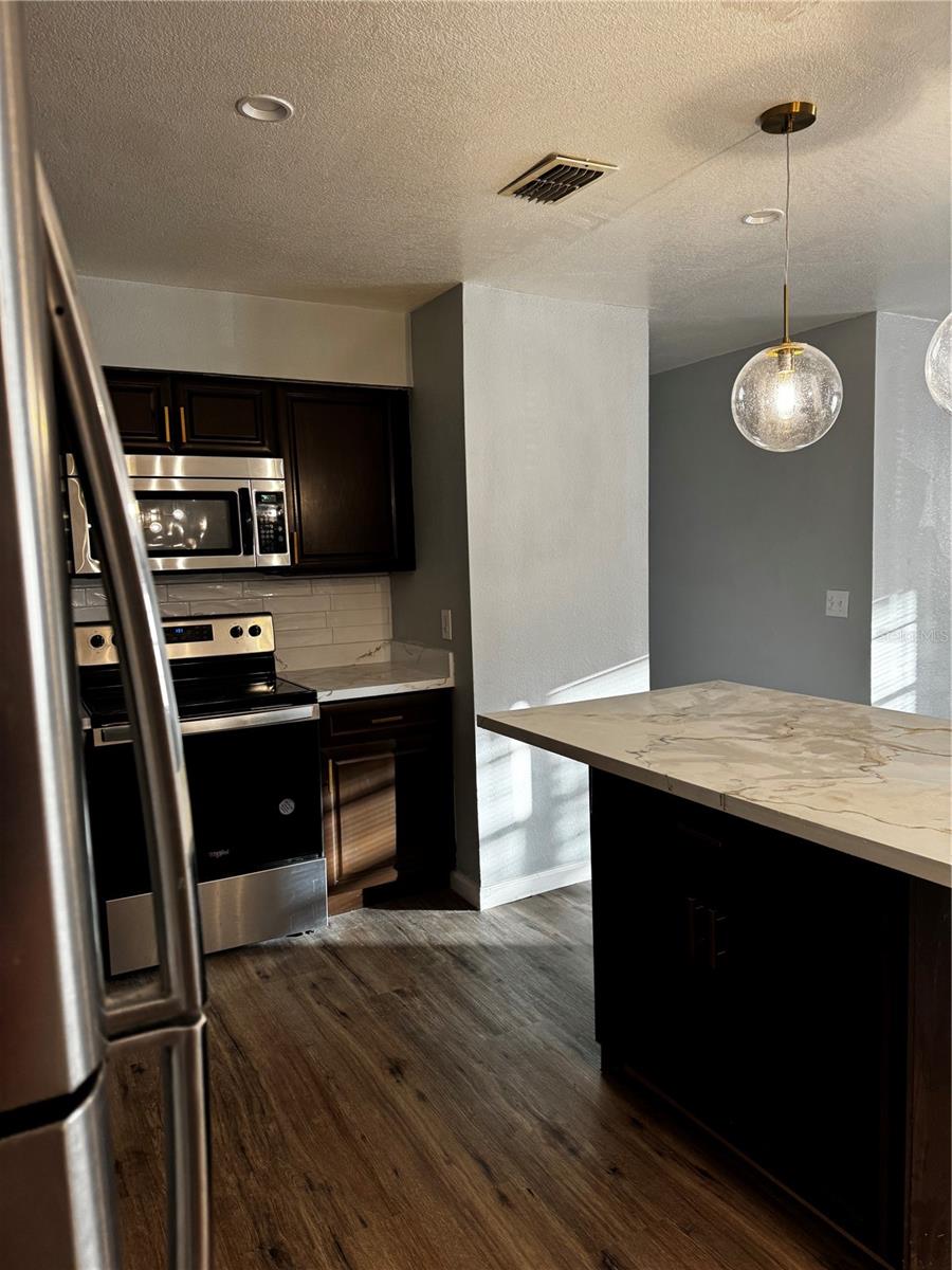 JAN PHYL VILLAGE - Residential Lease