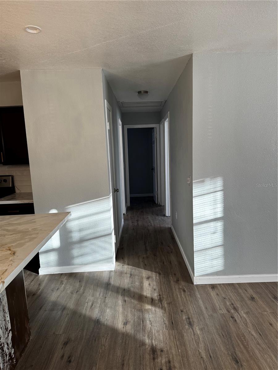 JAN PHYL VILLAGE - Residential Lease