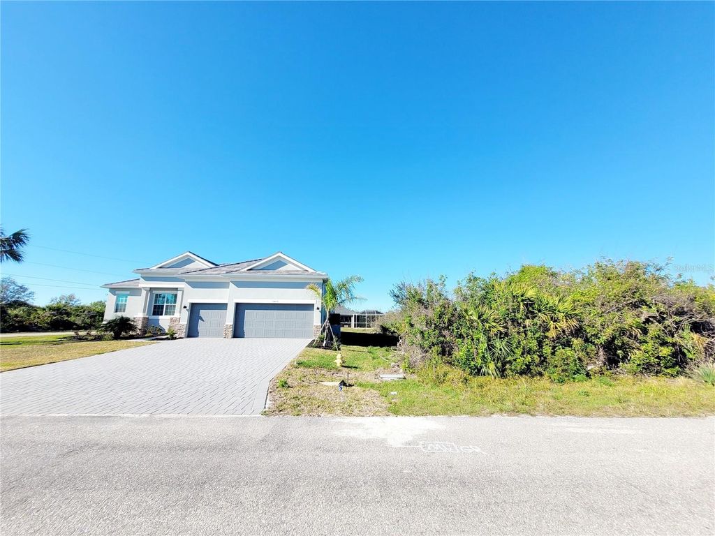 Photo of 14442 Amestoy Avenue, Port Charlotte, FL 33981 (MLS # A4644807)