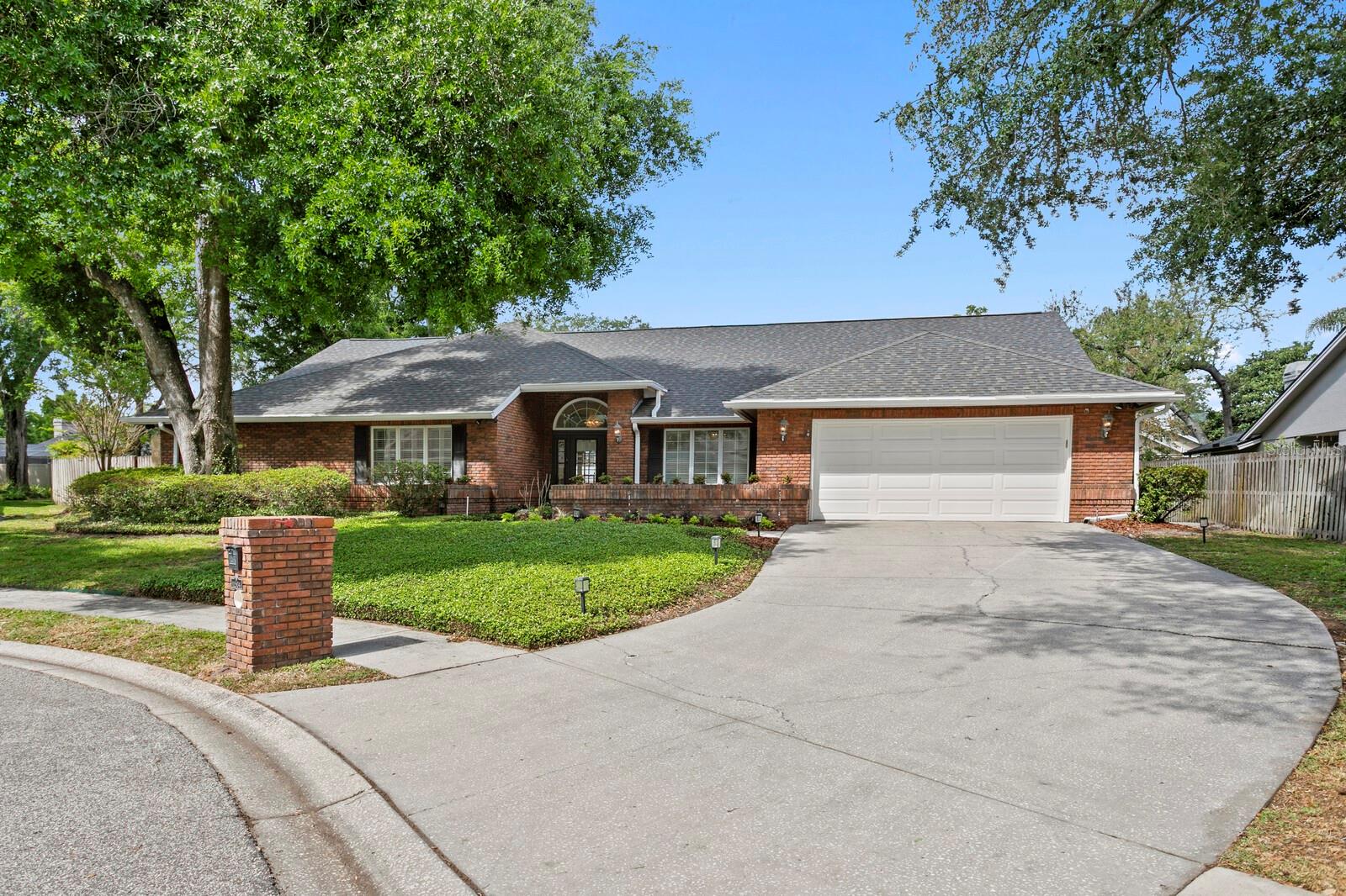 THERESA ARBOR - Residential