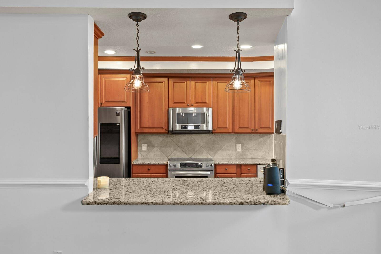 THERESA ARBOR - Residential