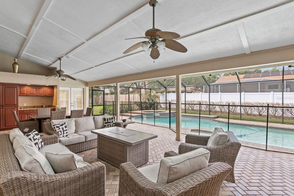 Photo of 11504 Moffat Place, Temple Terrace, FL 33617 (MLS # TB8494014)