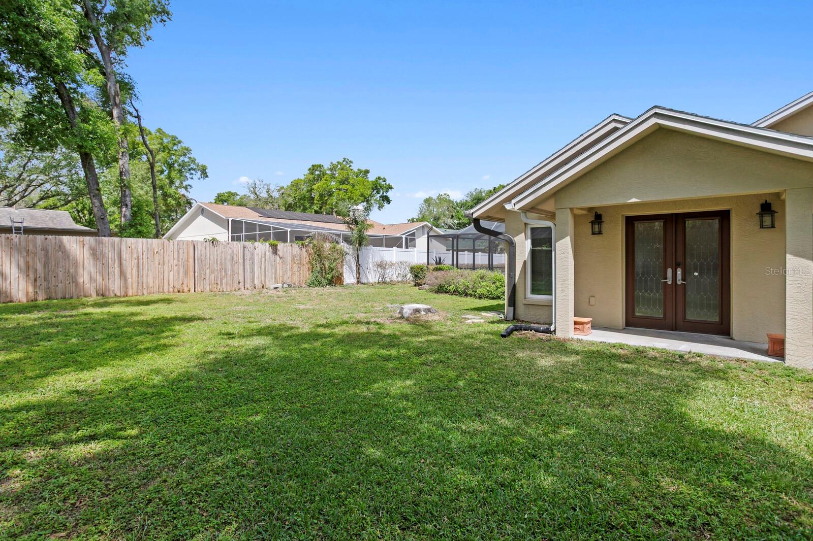 THERESA ARBOR - Residential